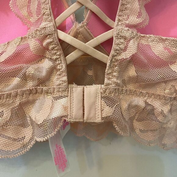 Pink Victoria’s Secret Push Up Bra Women Size S - Picture 5 of 8
